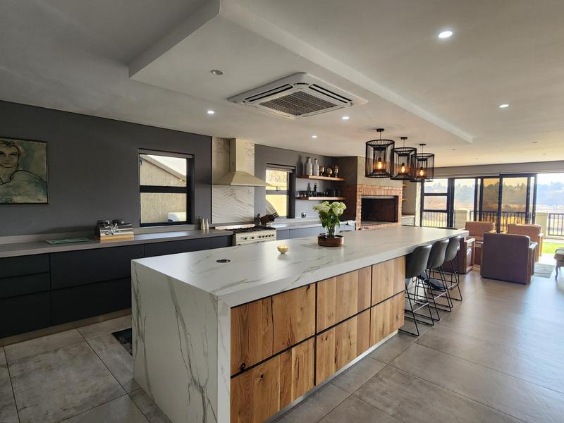 5 Bedroom Property for Sale in Heron Banks Golf Estate Free State